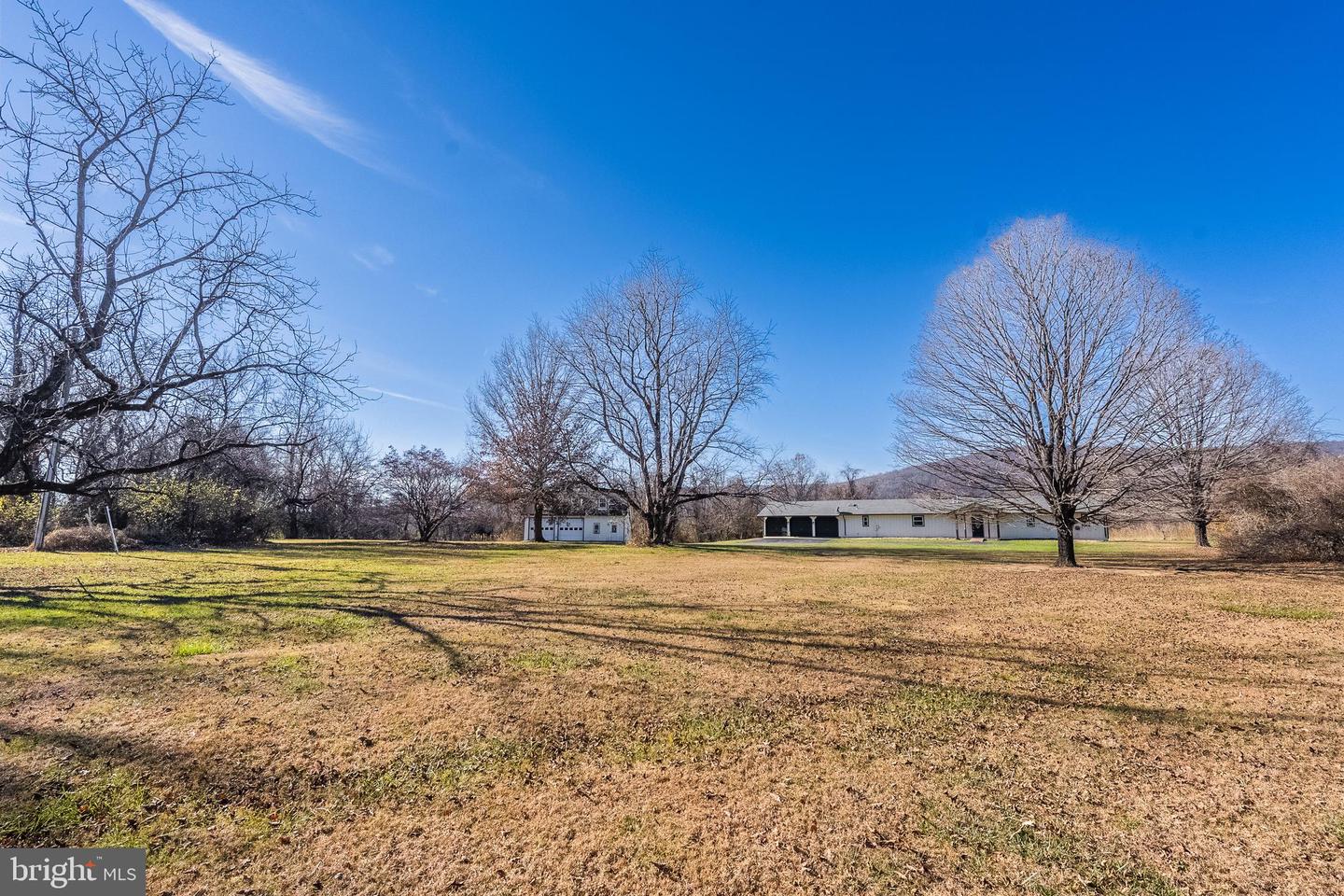 33900 AUSTIN GROVE RD, BLUEMONT, Virginia 20135, 3 Bedrooms Bedrooms, 7 Rooms Rooms,2 BathroomsBathrooms,Residential,For sale,33900 AUSTIN GROVE RD,VALO2111036 MLS # VALO2111036 33900 AUSTIN GROVE RD, BLUEMONT, Virginia 20135, 3 Bedrooms Bedrooms, 7 Rooms Rooms,2 BathroomsBathrooms,Residential,For sale,33900 AUSTIN GROVE RD,VALO2111036 MLS # VALO2111036