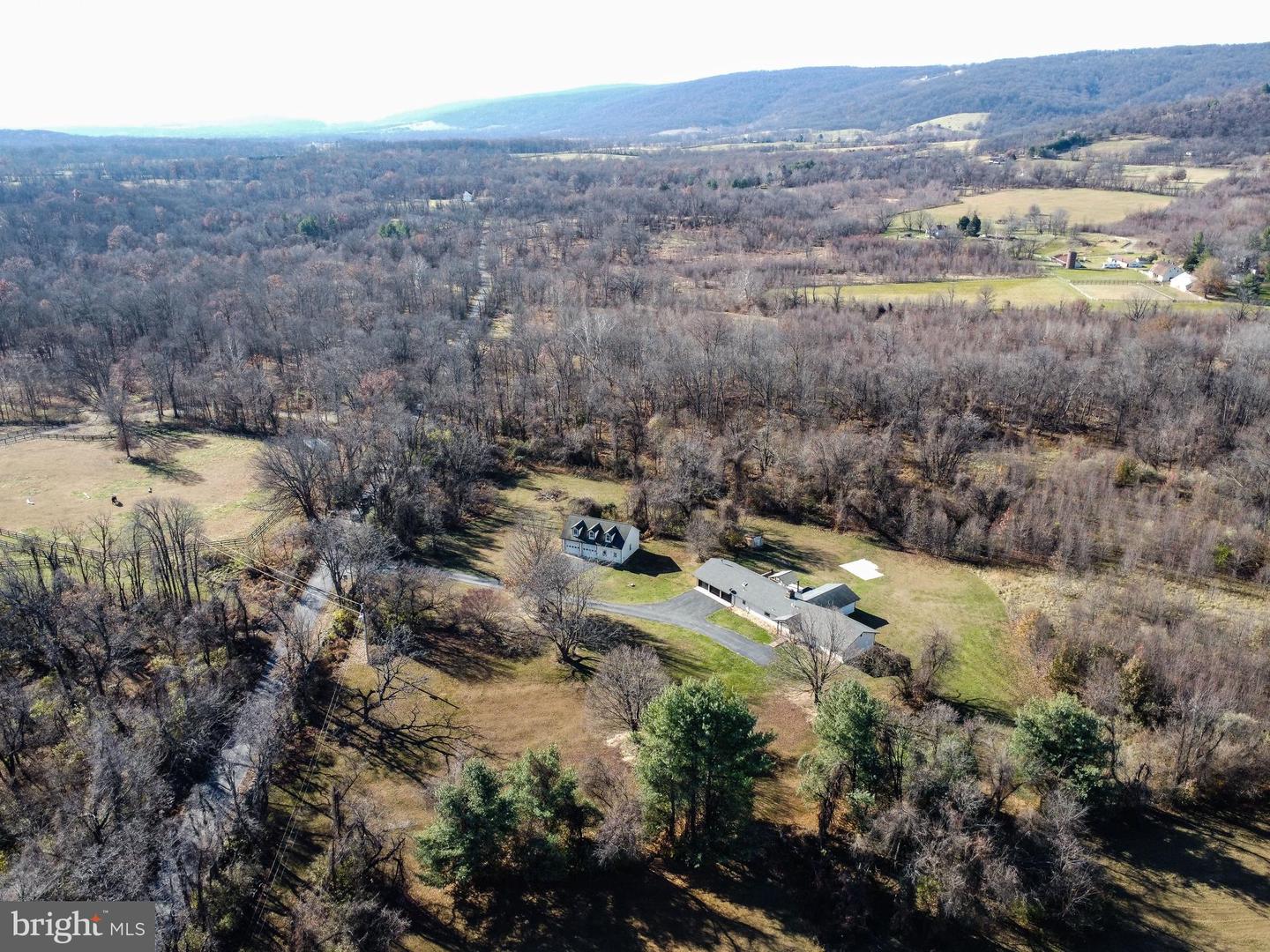 33900 AUSTIN GROVE RD, BLUEMONT, Virginia 20135, 3 Bedrooms Bedrooms, 7 Rooms Rooms,2 BathroomsBathrooms,Residential,For sale,33900 AUSTIN GROVE RD,VALO2111036 MLS # VALO2111036 33900 AUSTIN GROVE RD, BLUEMONT, Virginia 20135, 3 Bedrooms Bedrooms, 7 Rooms Rooms,2 BathroomsBathrooms,Residential,For sale,33900 AUSTIN GROVE RD,VALO2111036 MLS # VALO2111036