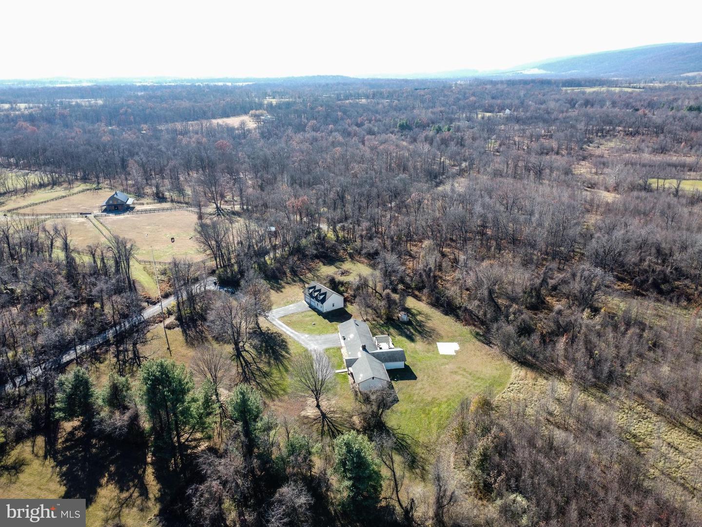 33900 AUSTIN GROVE RD, BLUEMONT, Virginia 20135, 3 Bedrooms Bedrooms, 7 Rooms Rooms,2 BathroomsBathrooms,Residential,For sale,33900 AUSTIN GROVE RD,VALO2111036 MLS # VALO2111036 33900 AUSTIN GROVE RD, BLUEMONT, Virginia 20135, 3 Bedrooms Bedrooms, 7 Rooms Rooms,2 BathroomsBathrooms,Residential,For sale,33900 AUSTIN GROVE RD,VALO2111036 MLS # VALO2111036