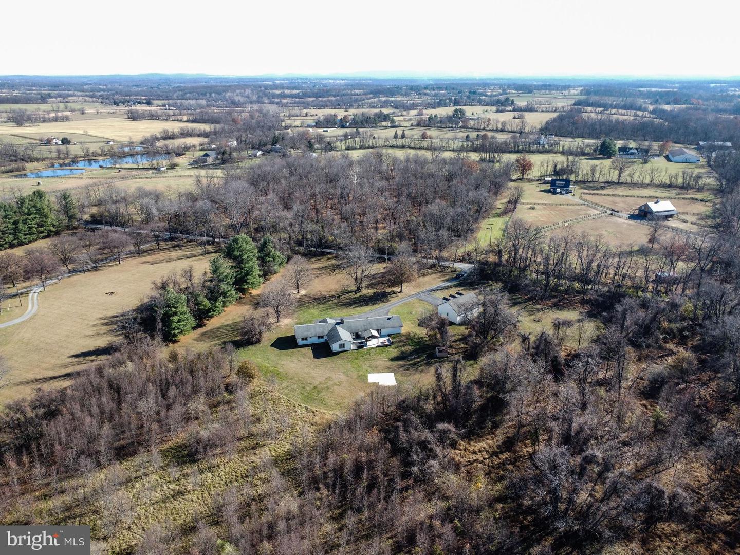 33900 AUSTIN GROVE RD, BLUEMONT, Virginia 20135, 3 Bedrooms Bedrooms, 7 Rooms Rooms,2 BathroomsBathrooms,Residential,For sale,33900 AUSTIN GROVE RD,VALO2111036 MLS # VALO2111036 33900 AUSTIN GROVE RD, BLUEMONT, Virginia 20135, 3 Bedrooms Bedrooms, 7 Rooms Rooms,2 BathroomsBathrooms,Residential,For sale,33900 AUSTIN GROVE RD,VALO2111036 MLS # VALO2111036