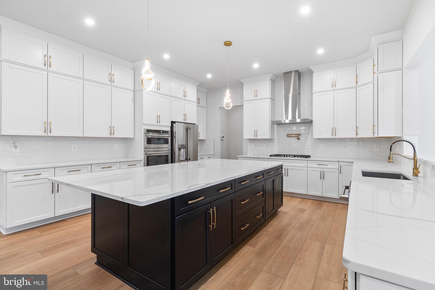 8618 SYCAMORE SPRINGS WAY, NOKESVILLE, Virginia 20181, 5 Bedrooms Bedrooms, ,5 BathroomsBathrooms,Residential,For sale,8618 SYCAMORE SPRINGS WAY,VAPW2107746 MLS # VAPW2107746 8618 SYCAMORE SPRINGS WAY, NOKESVILLE, Virginia 20181, 5 Bedrooms Bedrooms, ,5 BathroomsBathrooms,Residential,For sale,8618 SYCAMORE SPRINGS WAY,VAPW2107746 MLS # VAPW2107746