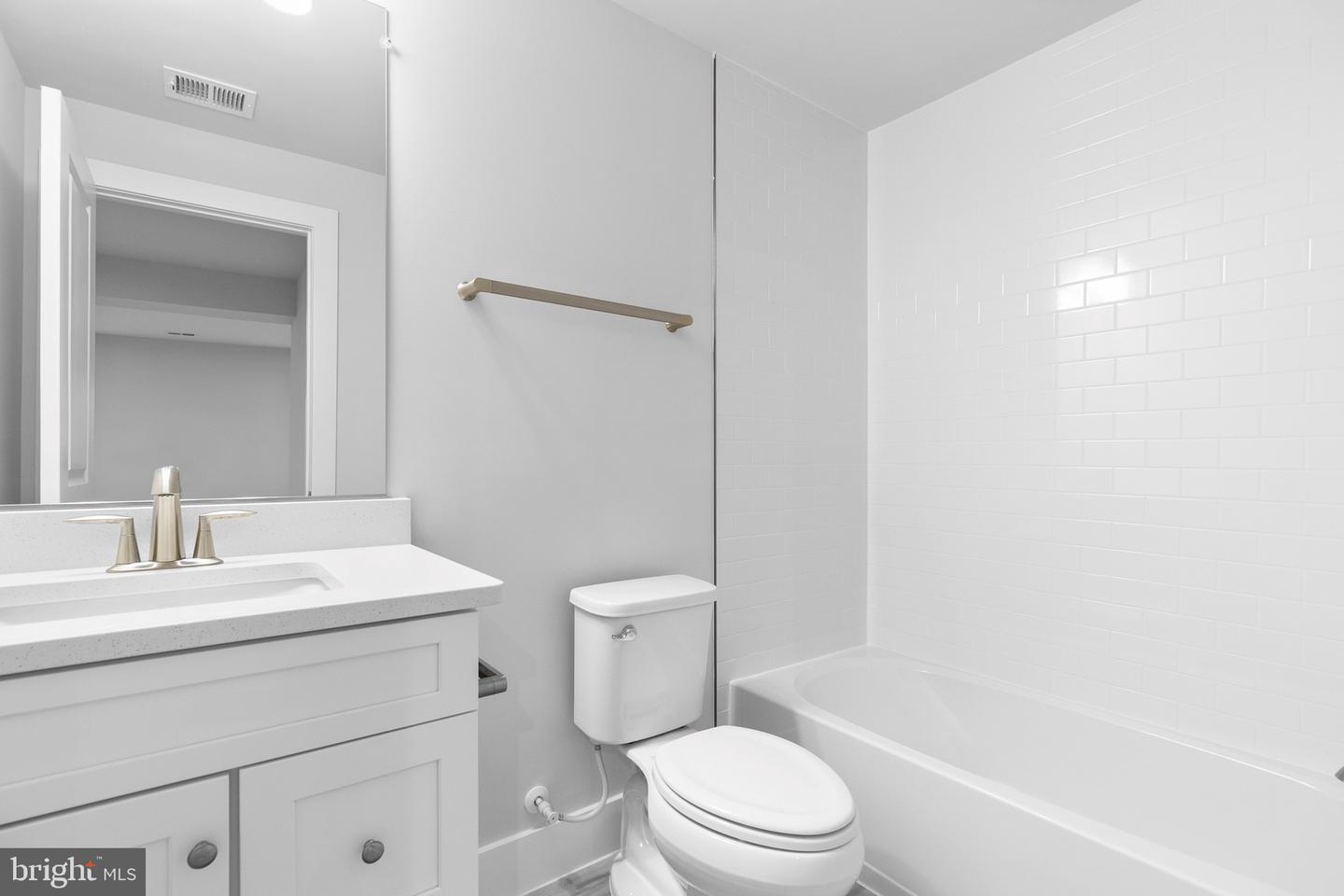 8618 SYCAMORE SPRINGS WAY, NOKESVILLE, Virginia 20181, 5 Bedrooms Bedrooms, ,5 BathroomsBathrooms,Residential,For sale,8618 SYCAMORE SPRINGS WAY,VAPW2107746 MLS # VAPW2107746 8618 SYCAMORE SPRINGS WAY, NOKESVILLE, Virginia 20181, 5 Bedrooms Bedrooms, ,5 BathroomsBathrooms,Residential,For sale,8618 SYCAMORE SPRINGS WAY,VAPW2107746 MLS # VAPW2107746