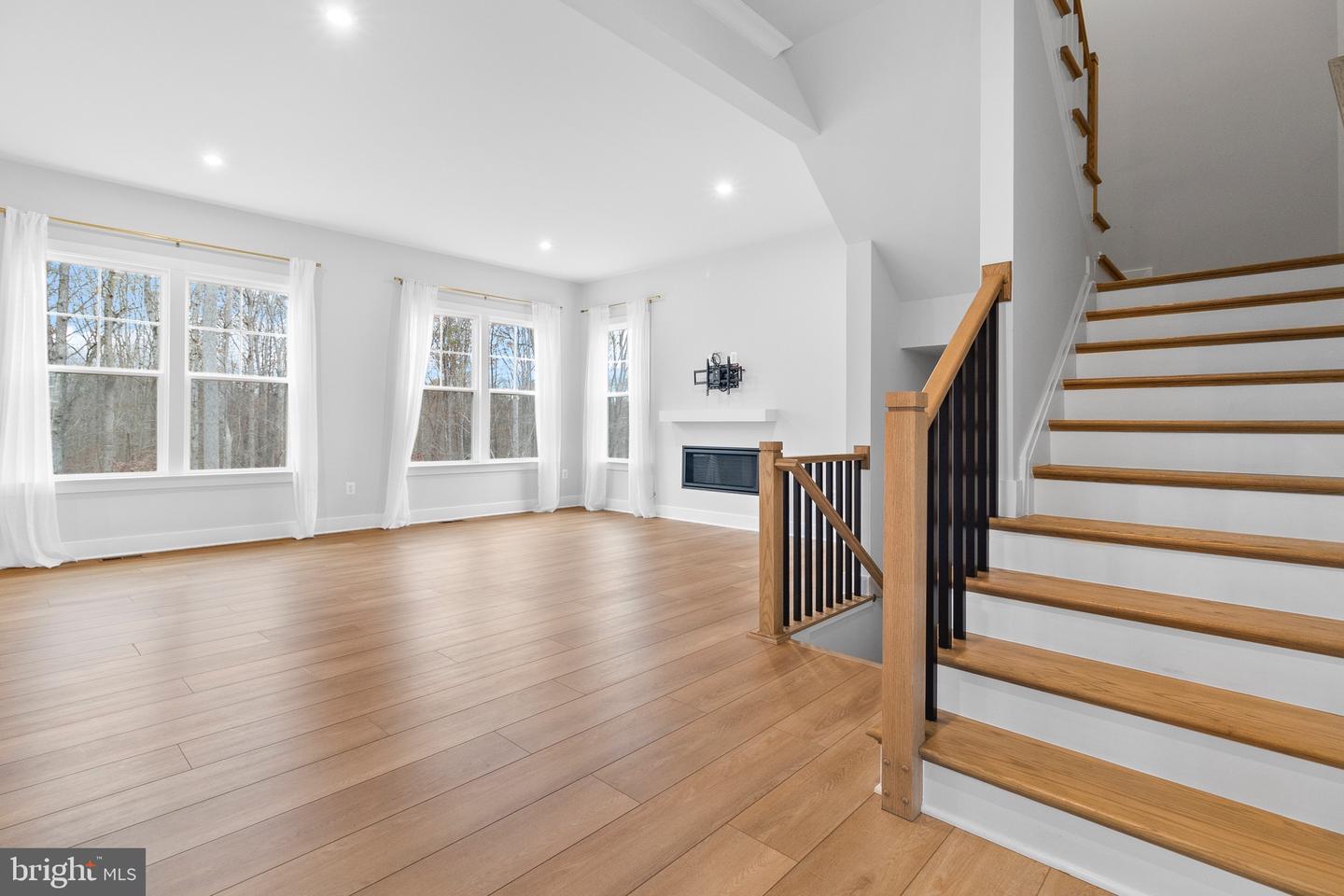 8618 SYCAMORE SPRINGS WAY, NOKESVILLE, Virginia 20181, 5 Bedrooms Bedrooms, ,5 BathroomsBathrooms,Residential,For sale,8618 SYCAMORE SPRINGS WAY,VAPW2107746 MLS # VAPW2107746 8618 SYCAMORE SPRINGS WAY, NOKESVILLE, Virginia 20181, 5 Bedrooms Bedrooms, ,5 BathroomsBathrooms,Residential,For sale,8618 SYCAMORE SPRINGS WAY,VAPW2107746 MLS # VAPW2107746