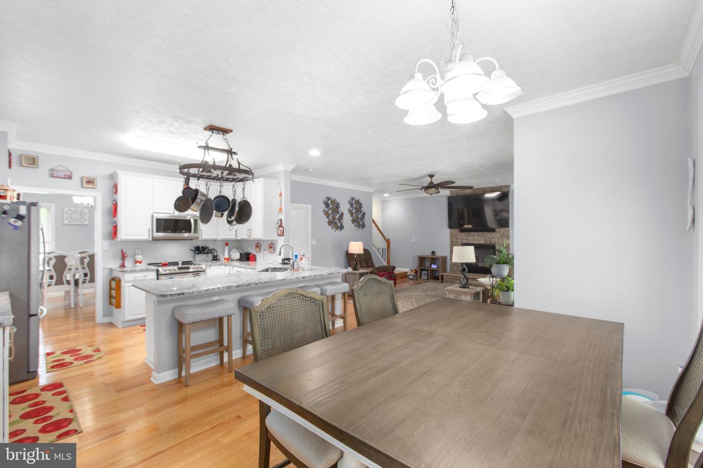 10747 GREENBRIAR LN, SPOTSYLVANIA, Virginia 22553, 5 Bedrooms Bedrooms, ,3 BathroomsBathrooms,Residential,For sale,10747 GREENBRIAR LN,VASP2037618 MLS # VASP2037618