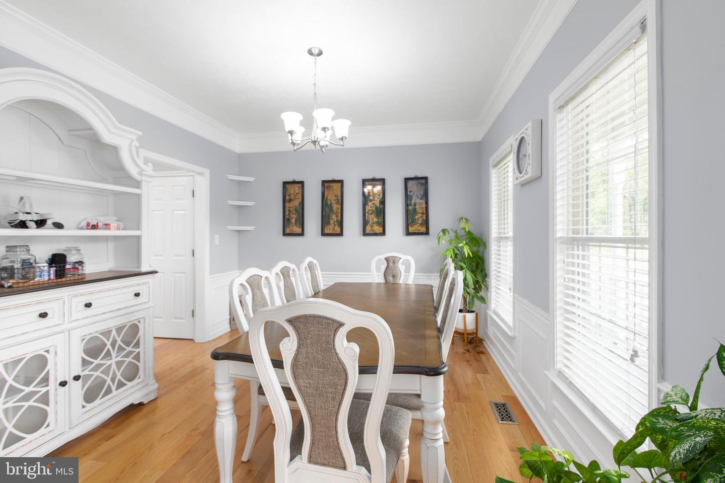 10747 GREENBRIAR LN, SPOTSYLVANIA, Virginia 22553, 5 Bedrooms Bedrooms, ,3 BathroomsBathrooms,Residential,For sale,10747 GREENBRIAR LN,VASP2037618 MLS # VASP2037618