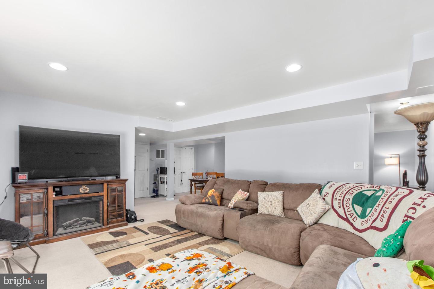 10747 GREENBRIAR LN, SPOTSYLVANIA, Virginia 22553, 5 Bedrooms Bedrooms, ,3 BathroomsBathrooms,Residential,For sale,10747 GREENBRIAR LN,VASP2037618 MLS # VASP2037618