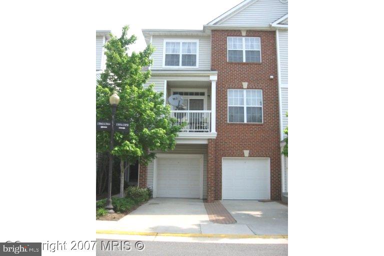 13056 MARCEY CREEK RD #13056, HERNDON, Virginia 20171, 2 Bedrooms Bedrooms, ,2 BathroomsBathrooms,Residential,For sale,13056 MARCEY CREEK RD #13056,VAFX2280126 MLS # VAFX2280126