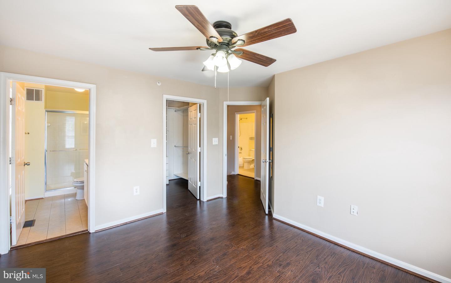 13056 MARCEY CREEK RD #13056, HERNDON, Virginia 20171, 2 Bedrooms Bedrooms, ,2 BathroomsBathrooms,Residential,For sale,13056 MARCEY CREEK RD #13056,VAFX2280126 MLS # VAFX2280126 13056 MARCEY CREEK RD #13056, HERNDON, Virginia 20171, 2 Bedrooms Bedrooms, ,2 BathroomsBathrooms,Residential,For sale,13056 MARCEY CREEK RD #13056,VAFX2280126 MLS # VAFX2280126