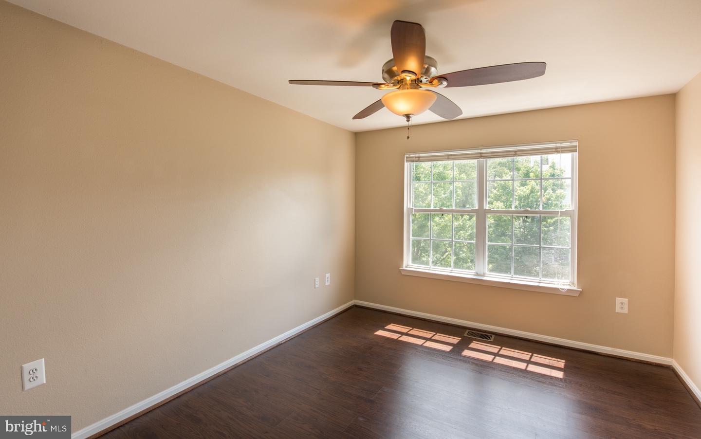 13056 MARCEY CREEK RD #13056, HERNDON, Virginia 20171, 2 Bedrooms Bedrooms, ,2 BathroomsBathrooms,Residential,For sale,13056 MARCEY CREEK RD #13056,VAFX2280126 MLS # VAFX2280126 13056 MARCEY CREEK RD #13056, HERNDON, Virginia 20171, 2 Bedrooms Bedrooms, ,2 BathroomsBathrooms,Residential,For sale,13056 MARCEY CREEK RD #13056,VAFX2280126 MLS # VAFX2280126