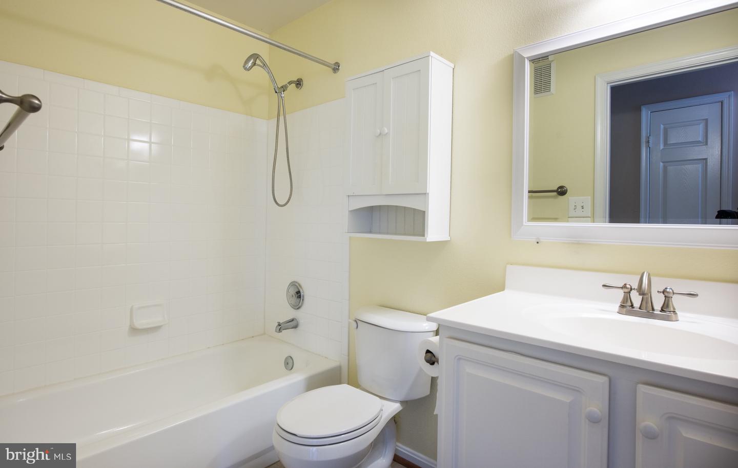 13056 MARCEY CREEK RD #13056, HERNDON, Virginia 20171, 2 Bedrooms Bedrooms, ,2 BathroomsBathrooms,Residential,For sale,13056 MARCEY CREEK RD #13056,VAFX2280126 MLS # VAFX2280126 13056 MARCEY CREEK RD #13056, HERNDON, Virginia 20171, 2 Bedrooms Bedrooms, ,2 BathroomsBathrooms,Residential,For sale,13056 MARCEY CREEK RD #13056,VAFX2280126 MLS # VAFX2280126