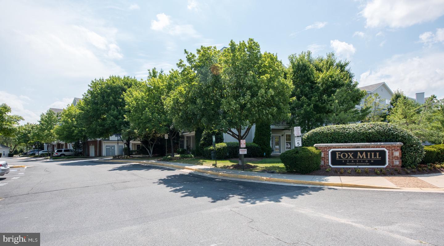 13056 MARCEY CREEK RD #13056, HERNDON, Virginia 20171, 2 Bedrooms Bedrooms, ,2 BathroomsBathrooms,Residential,For sale,13056 MARCEY CREEK RD #13056,VAFX2280126 MLS # VAFX2280126 13056 MARCEY CREEK RD #13056, HERNDON, Virginia 20171, 2 Bedrooms Bedrooms, ,2 BathroomsBathrooms,Residential,For sale,13056 MARCEY CREEK RD #13056,VAFX2280126 MLS # VAFX2280126