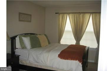 13056 MARCEY CREEK RD #13056, HERNDON, Virginia 20171, 2 Bedrooms Bedrooms, ,2 BathroomsBathrooms,Residential,For sale,13056 MARCEY CREEK RD #13056,VAFX2280126 MLS # VAFX2280126