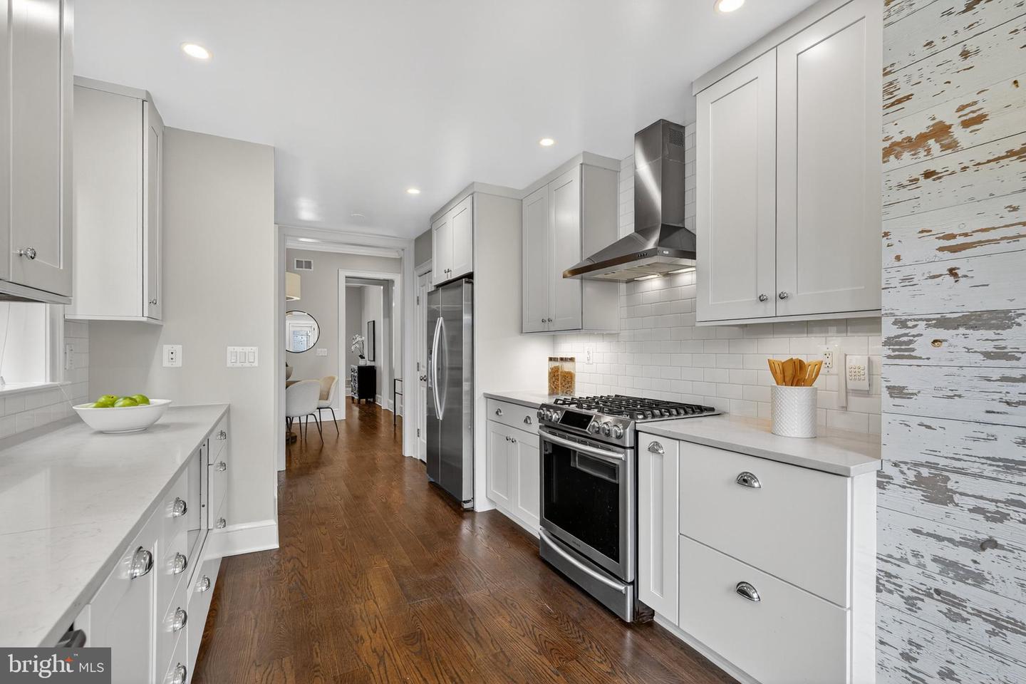 114 4TH ST NE, WASHINGTON, District Of Columbia 20002, 4 Bedrooms Bedrooms, ,3 BathroomsBathrooms,Residential,For sale,114 4TH ST NE,DCDC2232728 MLS # DCDC2232728