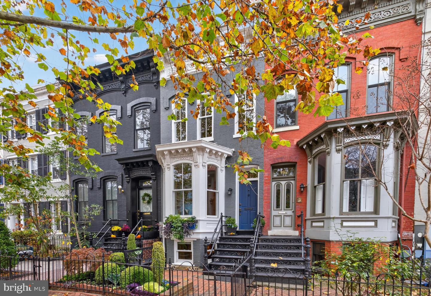 114 4TH ST NE, WASHINGTON, District Of Columbia 20002, 4 Bedrooms Bedrooms, ,3 BathroomsBathrooms,Residential,For sale,114 4TH ST NE,DCDC2232728 MLS # DCDC2232728