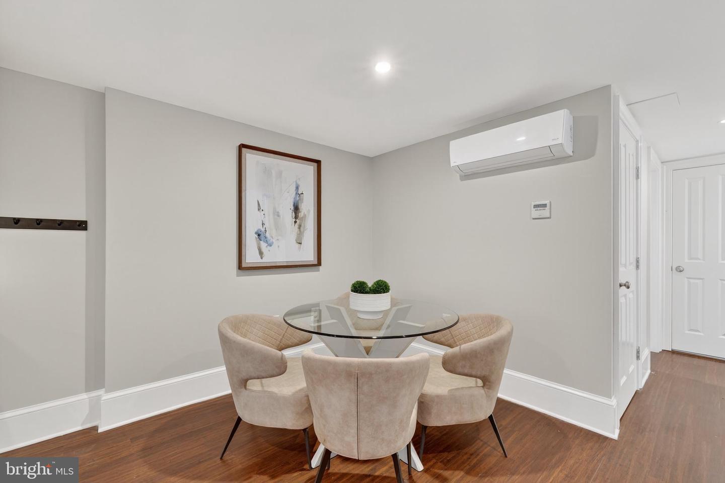 114 4TH ST NE, WASHINGTON, District Of Columbia 20002, 4 Bedrooms Bedrooms, ,3 BathroomsBathrooms,Residential,For sale,114 4TH ST NE,DCDC2232728 MLS # DCDC2232728