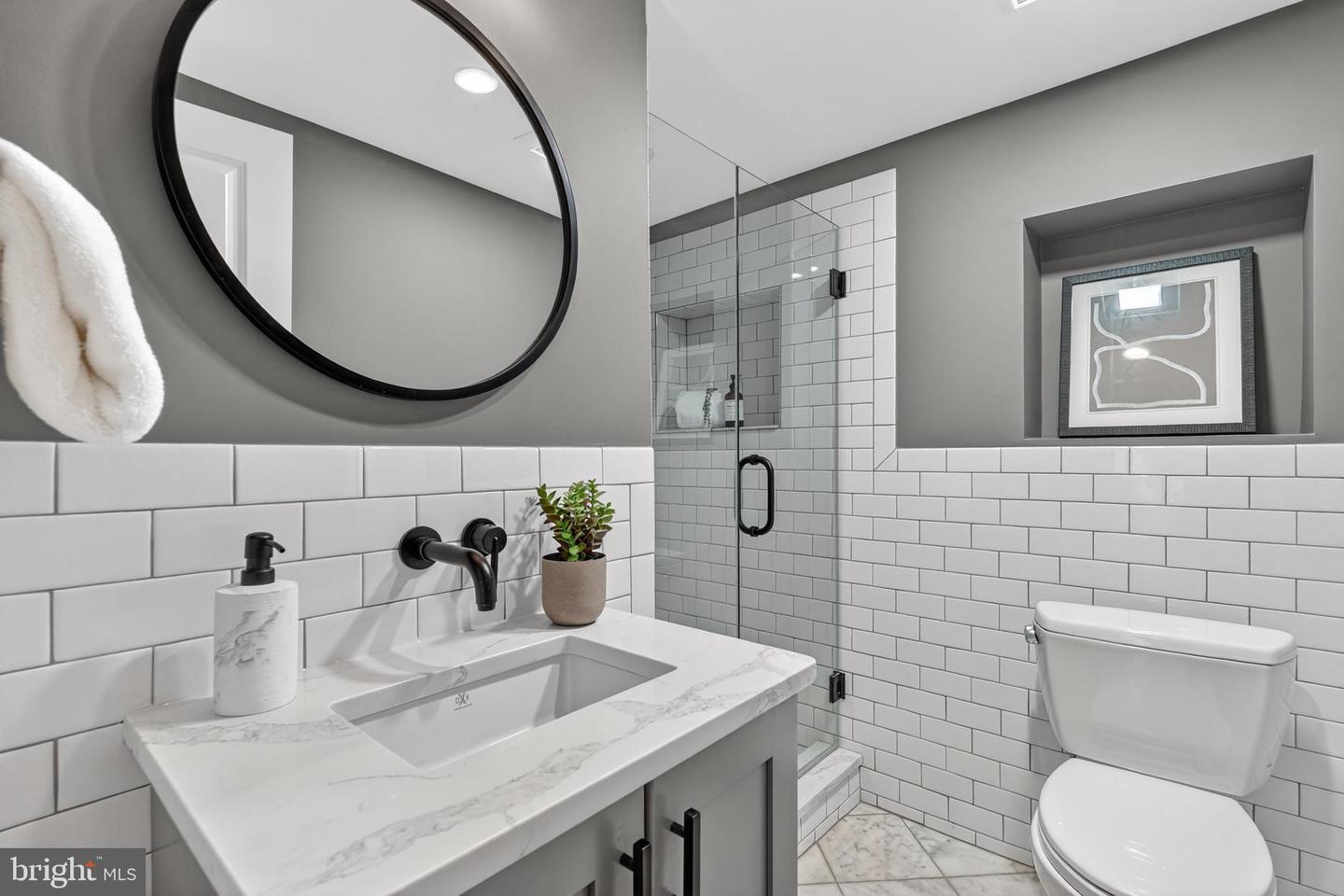 114 4TH ST NE, WASHINGTON, District Of Columbia 20002, 4 Bedrooms Bedrooms, ,3 BathroomsBathrooms,Residential,For sale,114 4TH ST NE,DCDC2232728 MLS # DCDC2232728