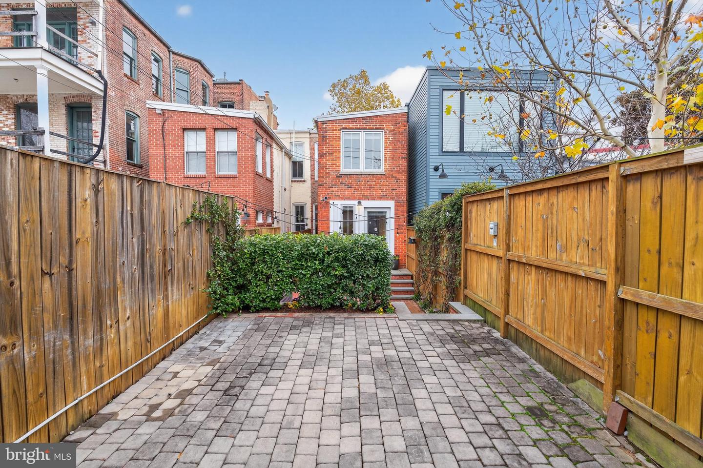 114 4TH ST NE, WASHINGTON, District Of Columbia 20002, 4 Bedrooms Bedrooms, ,3 BathroomsBathrooms,Residential,For sale,114 4TH ST NE,DCDC2232728 MLS # DCDC2232728