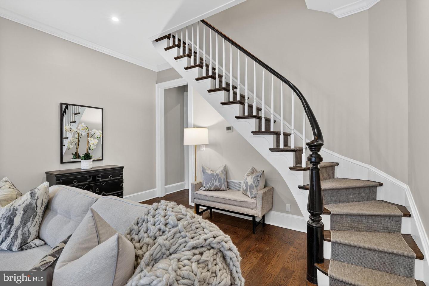 114 4TH ST NE, WASHINGTON, District Of Columbia 20002, 4 Bedrooms Bedrooms, ,3 BathroomsBathrooms,Residential,For sale,114 4TH ST NE,DCDC2232728 MLS # DCDC2232728