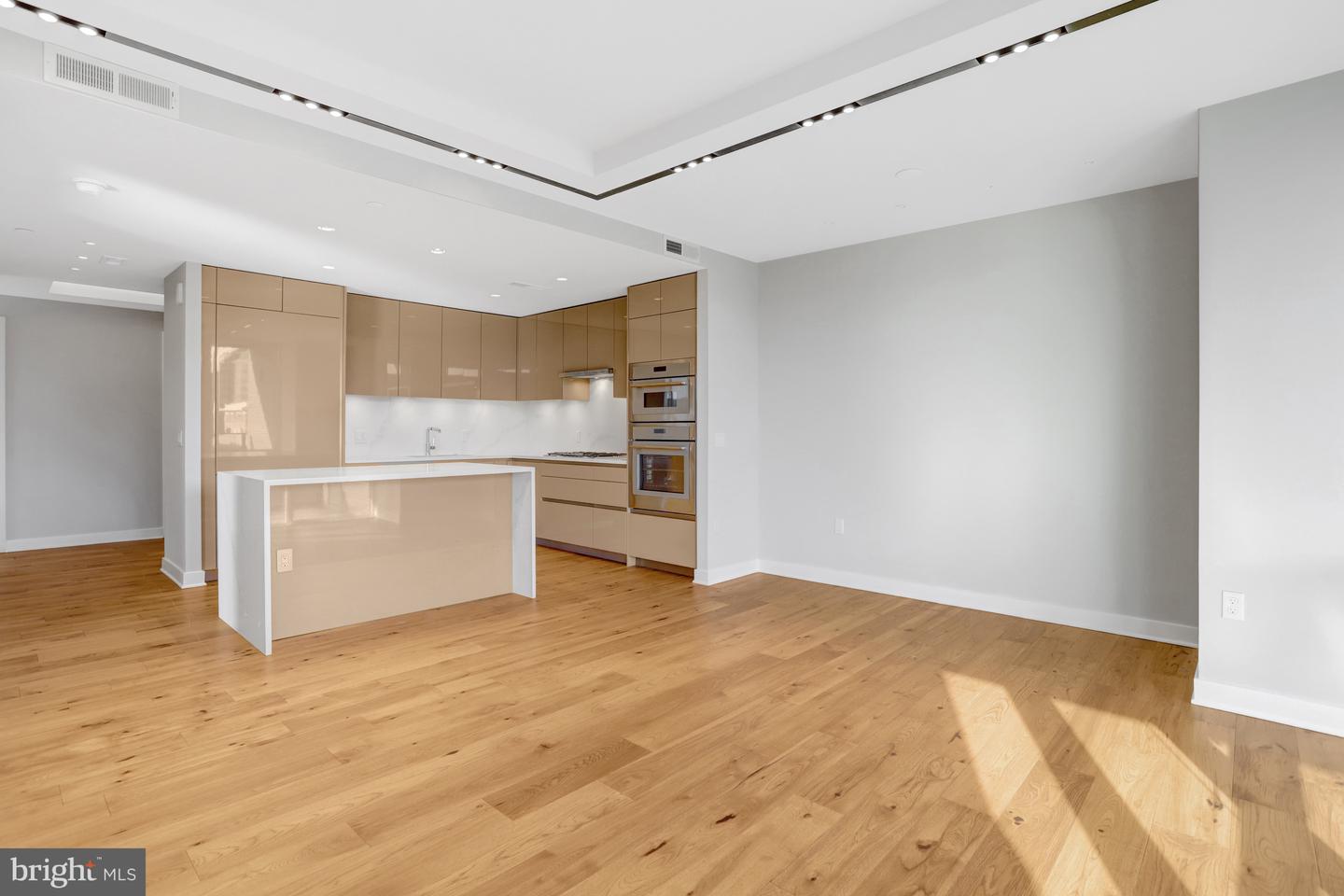 1781 N PIERCE ST #1404, ARLINGTON, Virginia 22209, 2 Bedrooms Bedrooms, 9 Rooms Rooms,2 BathroomsBathrooms,Residential,For sale,1781 N PIERCE ST #1404,VAAR2066352 MLS # VAAR2066352 1781 N PIERCE ST #1404, ARLINGTON, Virginia 22209, 2 Bedrooms Bedrooms, 9 Rooms Rooms,2 BathroomsBathrooms,Residential,For sale,1781 N PIERCE ST #1404,VAAR2066352 MLS # VAAR2066352