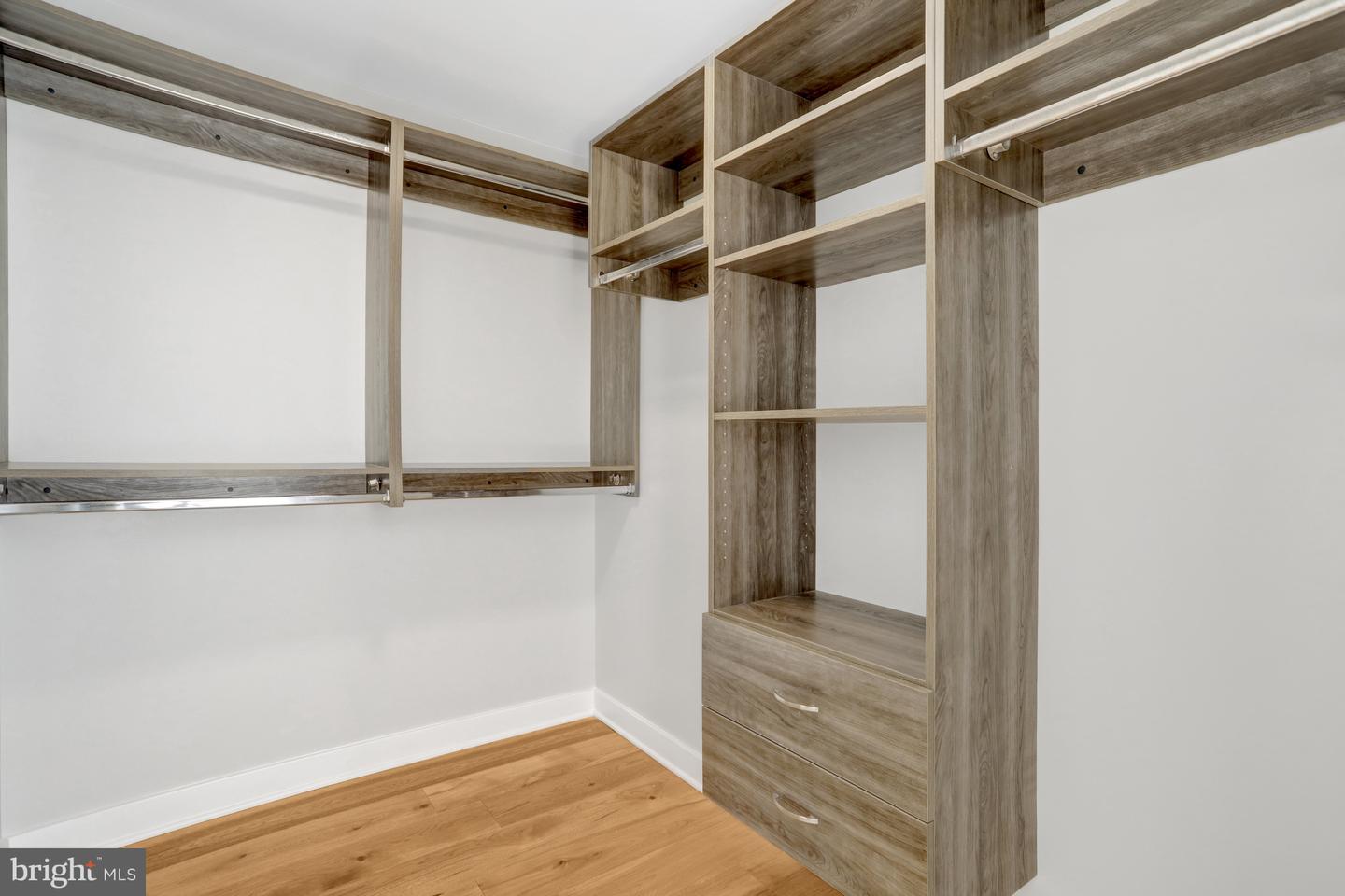 1781 N PIERCE ST #1404, ARLINGTON, Virginia 22209, 2 Bedrooms Bedrooms, 9 Rooms Rooms,2 BathroomsBathrooms,Residential,For sale,1781 N PIERCE ST #1404,VAAR2066352 MLS # VAAR2066352 1781 N PIERCE ST #1404, ARLINGTON, Virginia 22209, 2 Bedrooms Bedrooms, 9 Rooms Rooms,2 BathroomsBathrooms,Residential,For sale,1781 N PIERCE ST #1404,VAAR2066352 MLS # VAAR2066352