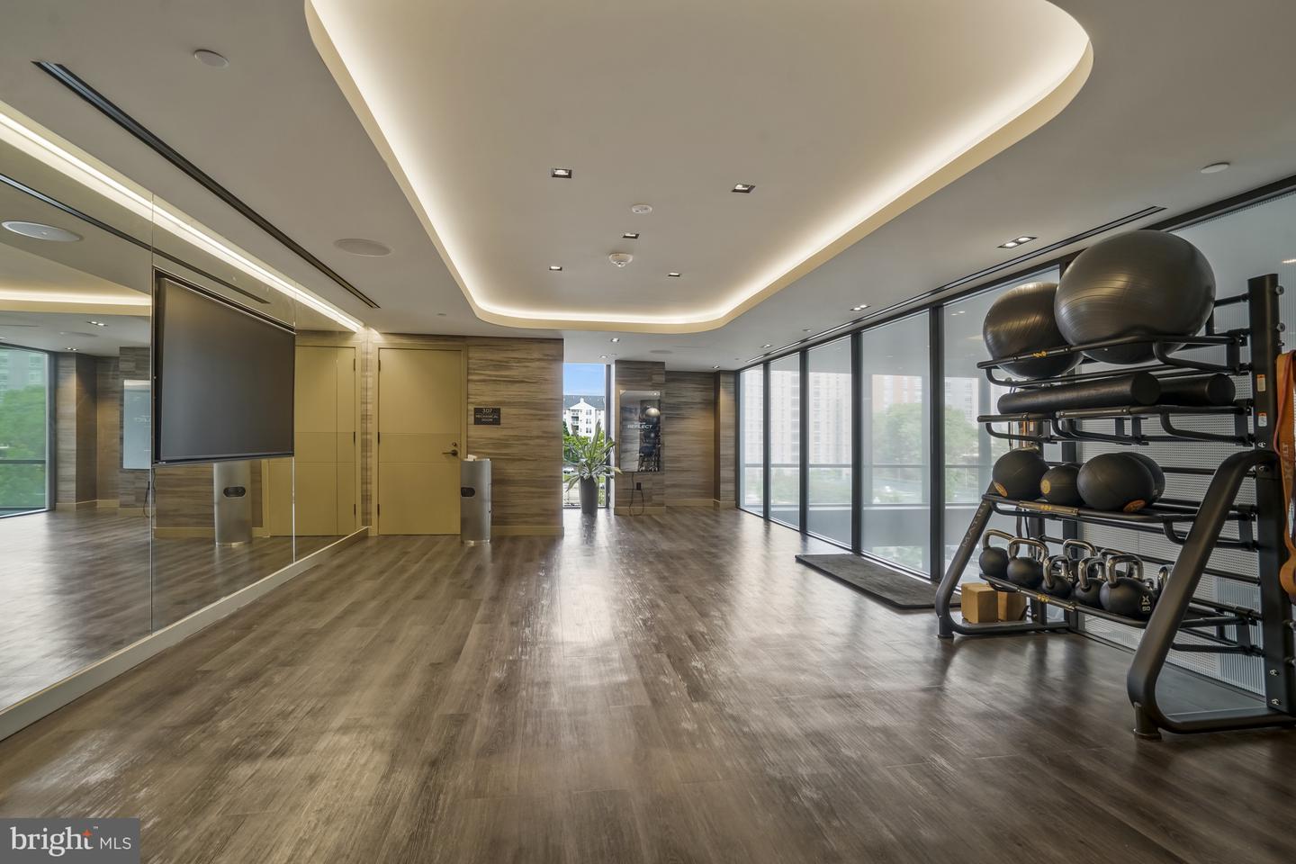 1781 N PIERCE ST #1404, ARLINGTON, Virginia 22209, 2 Bedrooms Bedrooms, 9 Rooms Rooms,2 BathroomsBathrooms,Residential,For sale,1781 N PIERCE ST #1404,VAAR2066352 MLS # VAAR2066352 1781 N PIERCE ST #1404, ARLINGTON, Virginia 22209, 2 Bedrooms Bedrooms, 9 Rooms Rooms,2 BathroomsBathrooms,Residential,For sale,1781 N PIERCE ST #1404,VAAR2066352 MLS # VAAR2066352