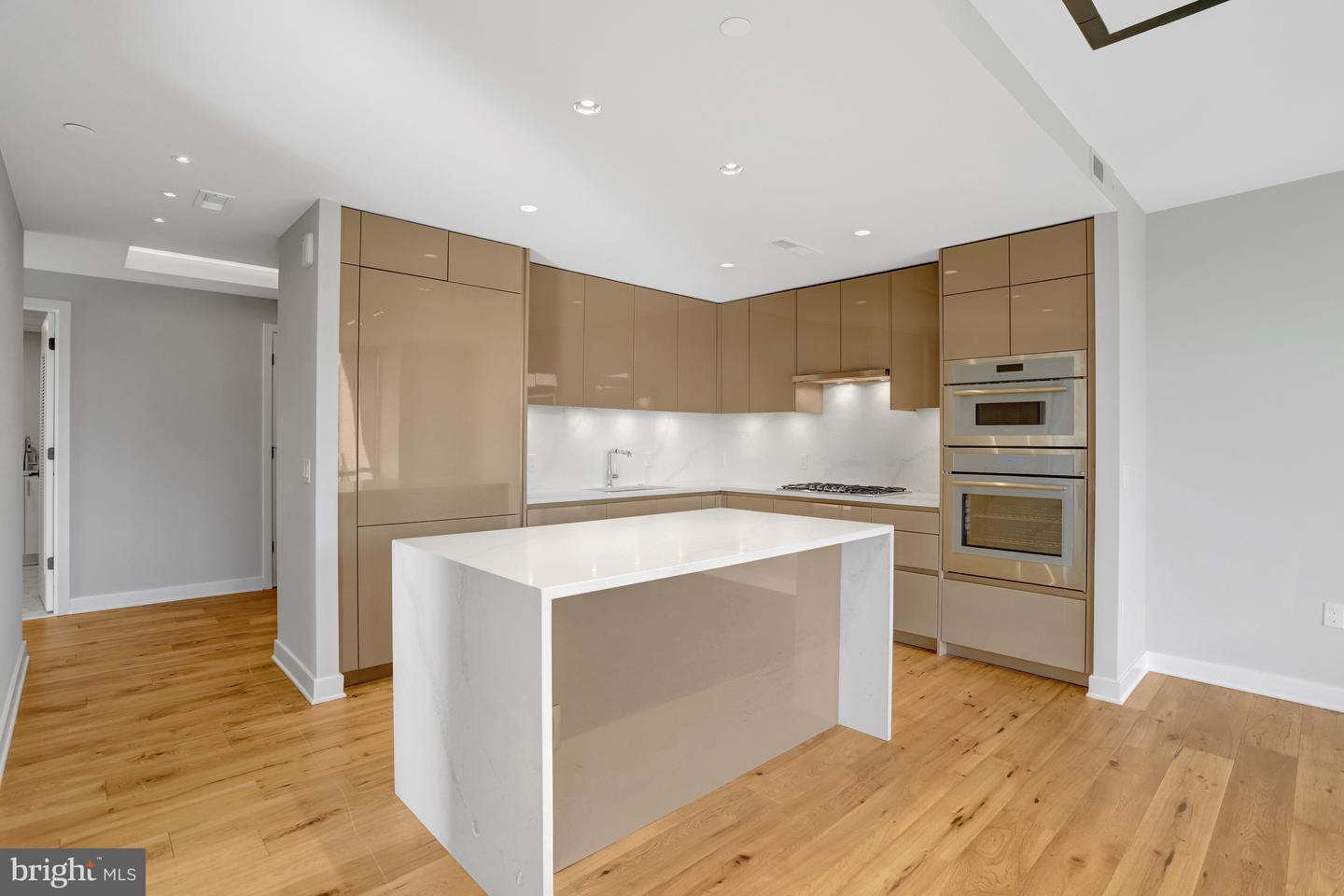 1781 N PIERCE ST #1404, ARLINGTON, Virginia 22209, 2 Bedrooms Bedrooms, 9 Rooms Rooms,2 BathroomsBathrooms,Residential,For sale,1781 N PIERCE ST #1404,VAAR2066352 MLS # VAAR2066352 1781 N PIERCE ST #1404, ARLINGTON, Virginia 22209, 2 Bedrooms Bedrooms, 9 Rooms Rooms,2 BathroomsBathrooms,Residential,For sale,1781 N PIERCE ST #1404,VAAR2066352 MLS # VAAR2066352