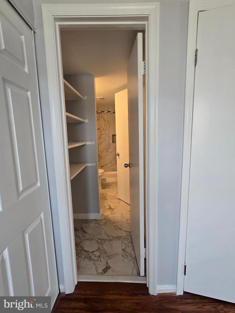 9812 HAGEL CIR, LORTON, Virginia 22079, 4 Bedrooms Bedrooms, ,2 BathroomsBathrooms,Residential,For sale,9812 HAGEL CIR,VAFX2280132 MLS # VAFX2280132