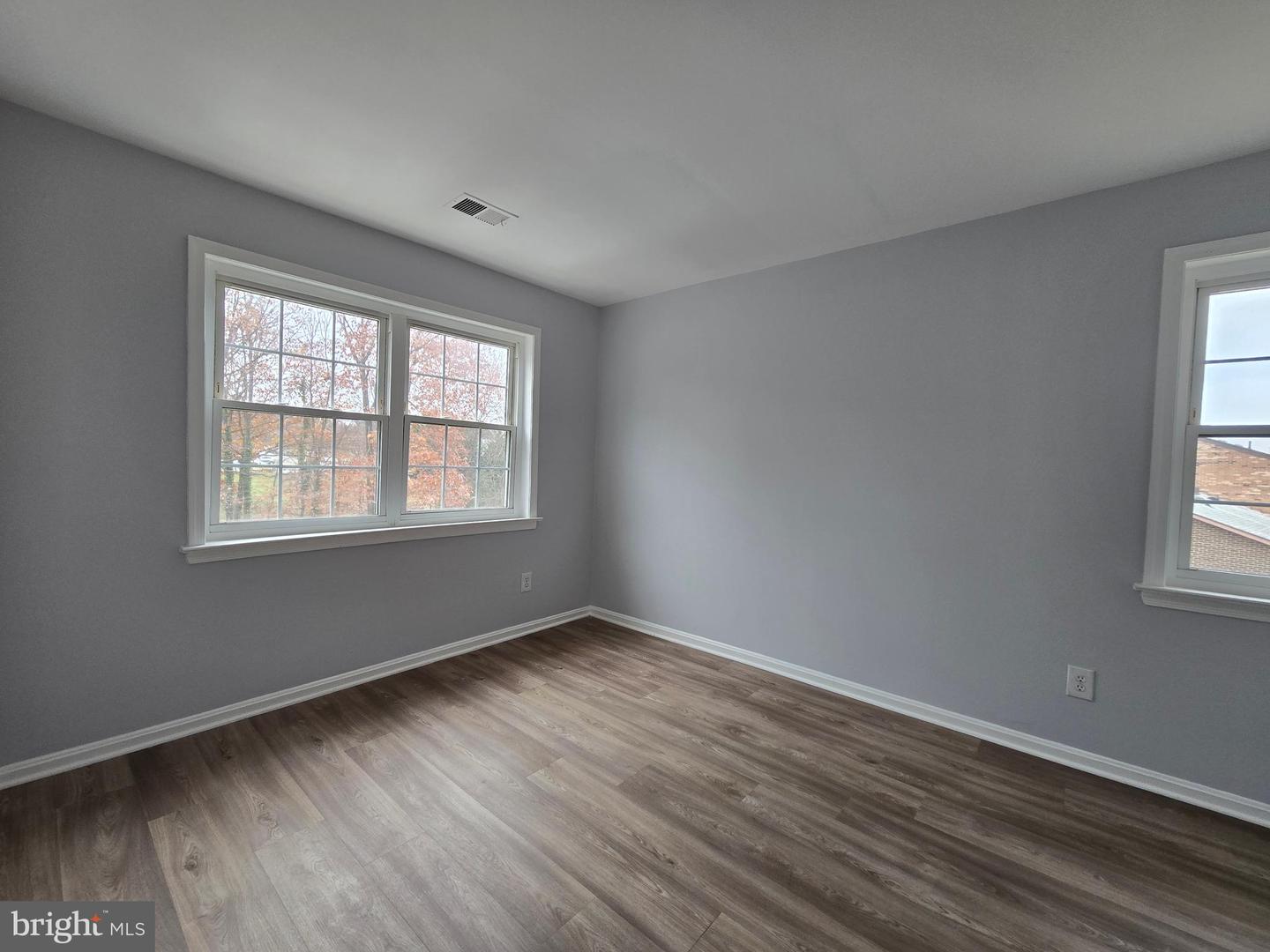 9812 HAGEL CIR, LORTON, Virginia 22079, 4 Bedrooms Bedrooms, ,2 BathroomsBathrooms,Residential,For sale,9812 HAGEL CIR,VAFX2280132 MLS # VAFX2280132