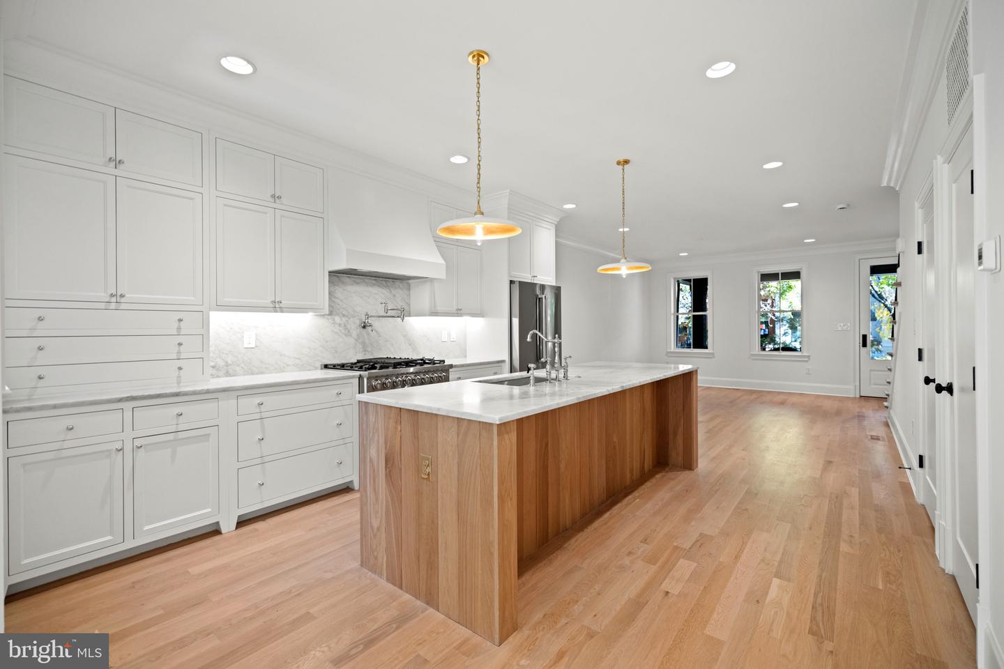 25 T ST NW, WASHINGTON, District Of Columbia 20010, 4 Bedrooms Bedrooms, ,3 BathroomsBathrooms,Residential,For sale,25 T ST NW,DCDC2232742 MLS # DCDC2232742