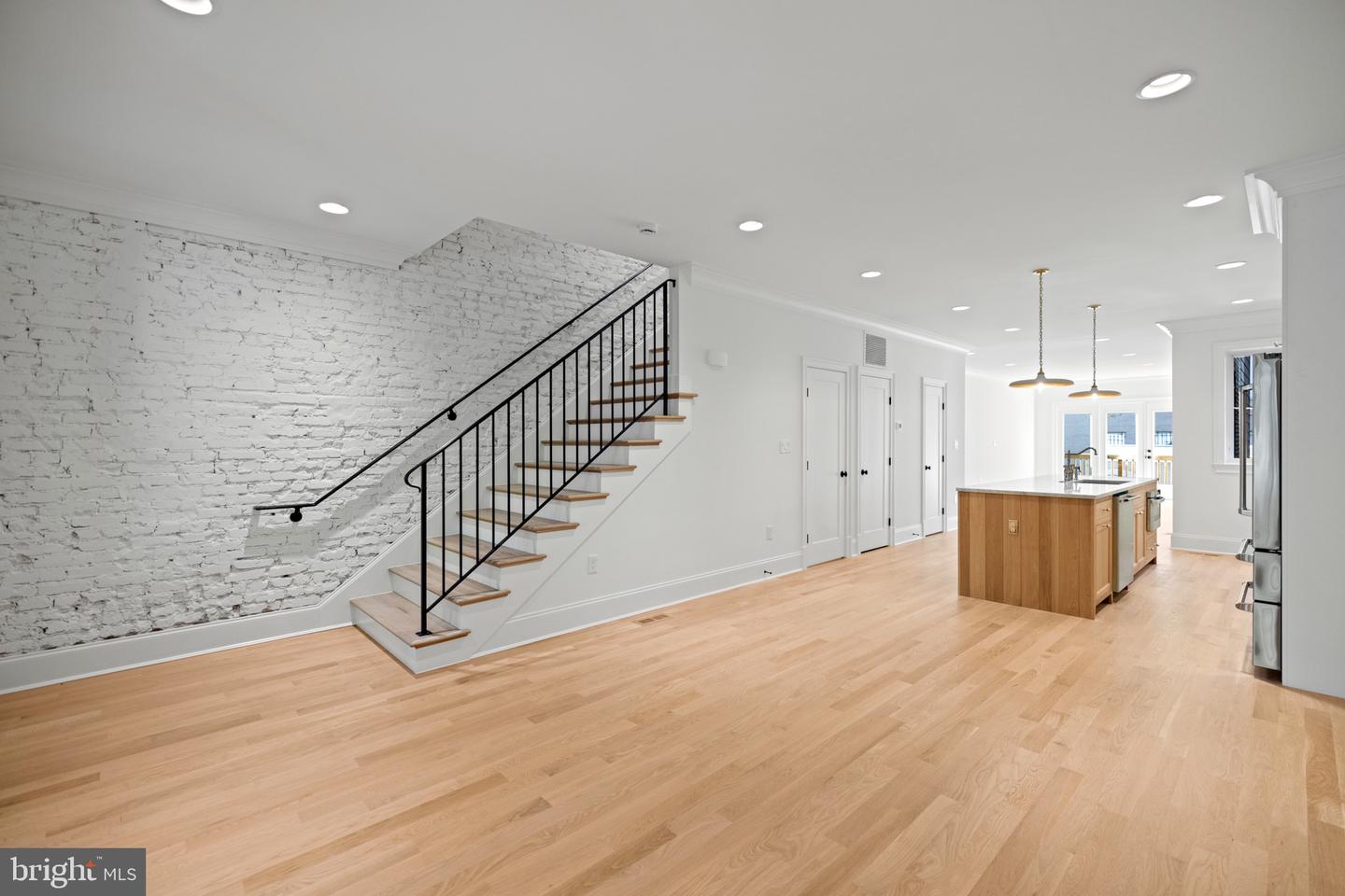 25 T ST NW, WASHINGTON, District Of Columbia 20010, 4 Bedrooms Bedrooms, ,3 BathroomsBathrooms,Residential,For sale,25 T ST NW,DCDC2232742 MLS # DCDC2232742