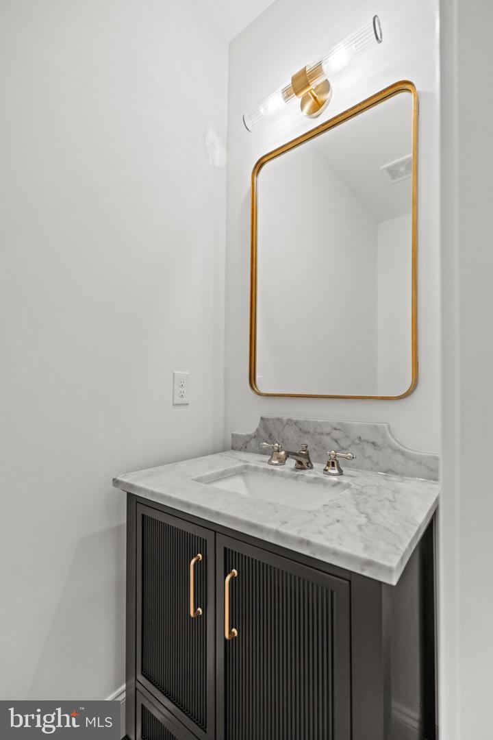 25 T ST NW, WASHINGTON, District Of Columbia 20010, 4 Bedrooms Bedrooms, ,3 BathroomsBathrooms,Residential,For sale,25 T ST NW,DCDC2232742 MLS # DCDC2232742