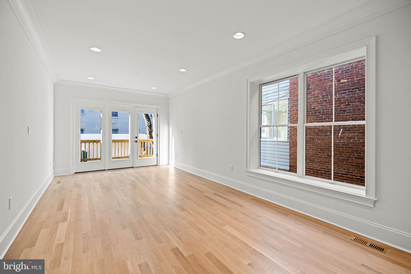 25 T ST NW, WASHINGTON, District Of Columbia 20010, 4 Bedrooms Bedrooms, ,3 BathroomsBathrooms,Residential,For sale,25 T ST NW,DCDC2232742 MLS # DCDC2232742