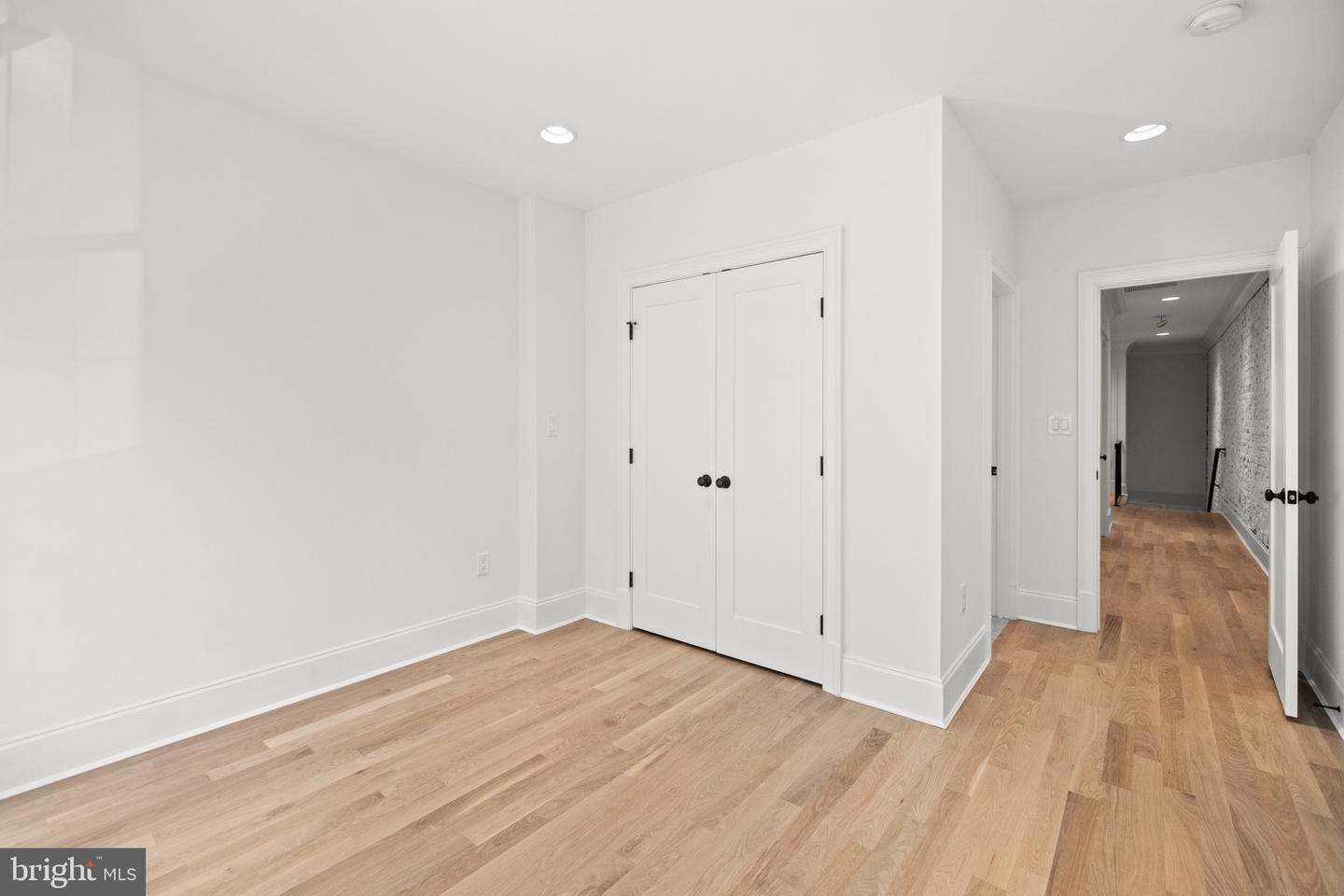 25 T ST NW, WASHINGTON, District Of Columbia 20010, 4 Bedrooms Bedrooms, ,3 BathroomsBathrooms,Residential,For sale,25 T ST NW,DCDC2232742 MLS # DCDC2232742
