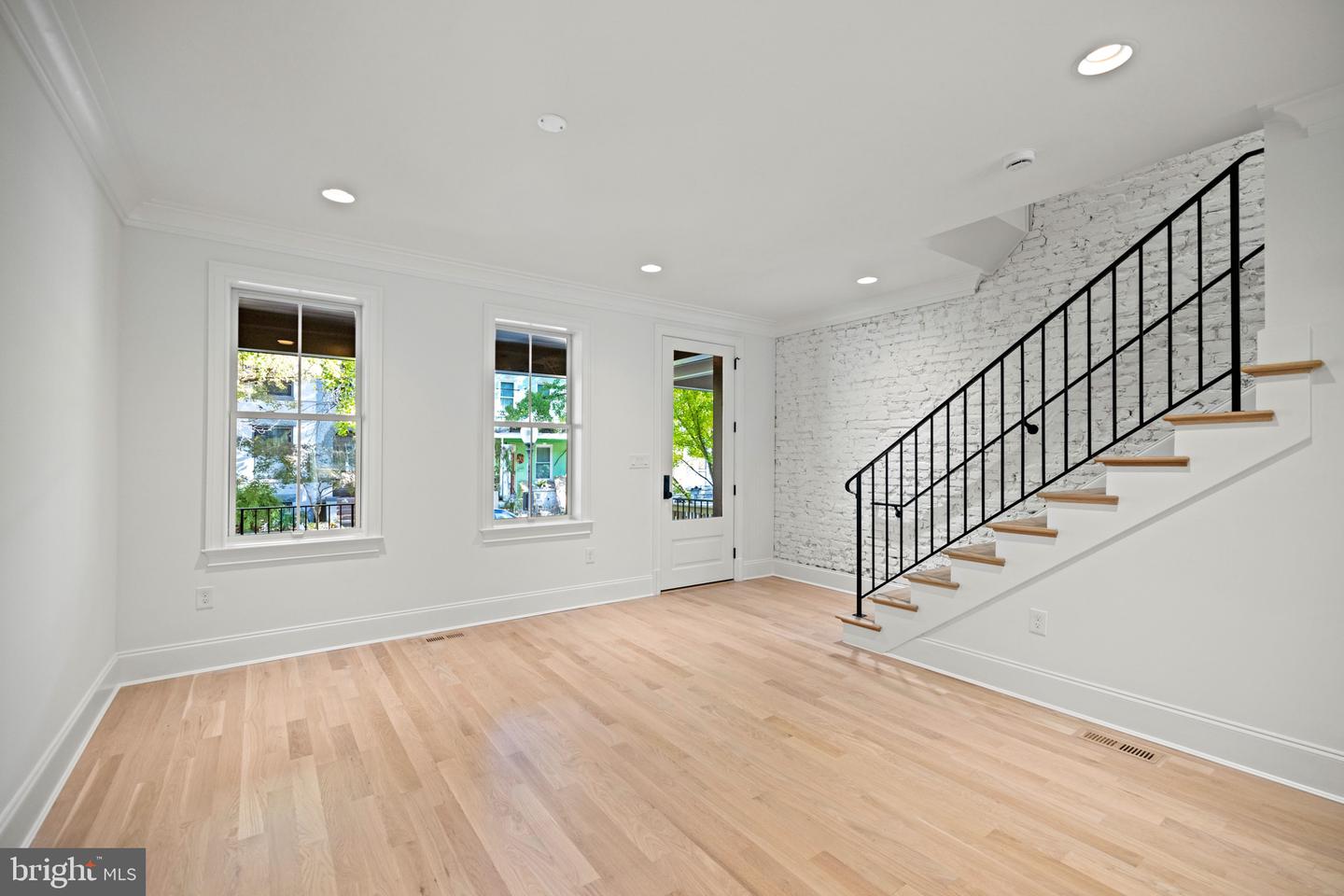 25 T ST NW, WASHINGTON, District Of Columbia 20010, 4 Bedrooms Bedrooms, ,3 BathroomsBathrooms,Residential,For sale,25 T ST NW,DCDC2232742 MLS # DCDC2232742