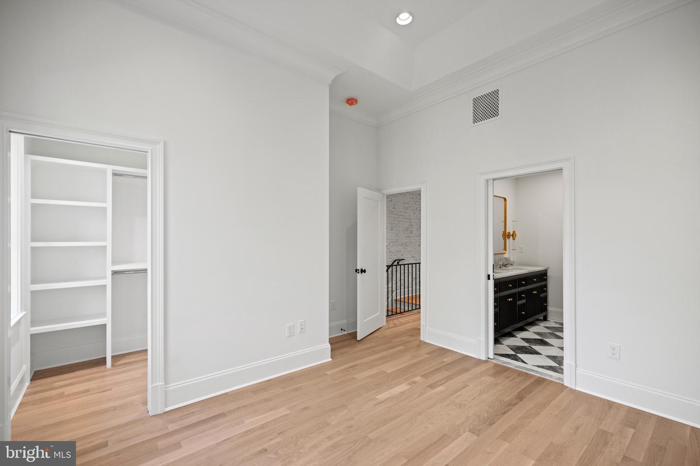 25 T ST NW, WASHINGTON, District Of Columbia 20010, 4 Bedrooms Bedrooms, ,3 BathroomsBathrooms,Residential,For sale,25 T ST NW,DCDC2232742 MLS # DCDC2232742