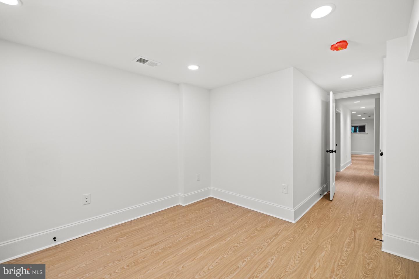 25 T ST NW, WASHINGTON, District Of Columbia 20010, 4 Bedrooms Bedrooms, ,3 BathroomsBathrooms,Residential,For sale,25 T ST NW,DCDC2232742 MLS # DCDC2232742
