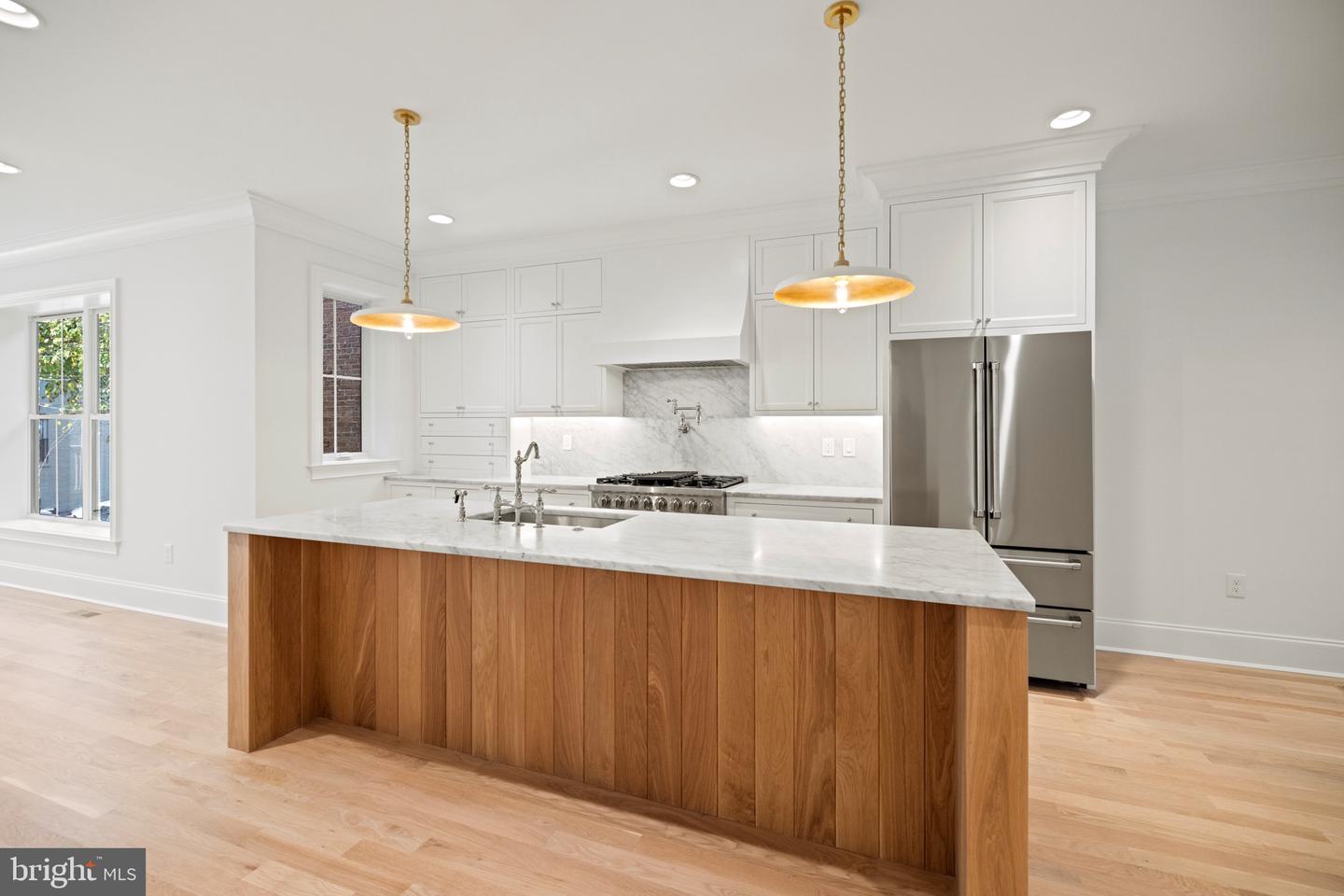 25 T ST NW, WASHINGTON, District Of Columbia 20010, 4 Bedrooms Bedrooms, ,3 BathroomsBathrooms,Residential,For sale,25 T ST NW,DCDC2232742 MLS # DCDC2232742