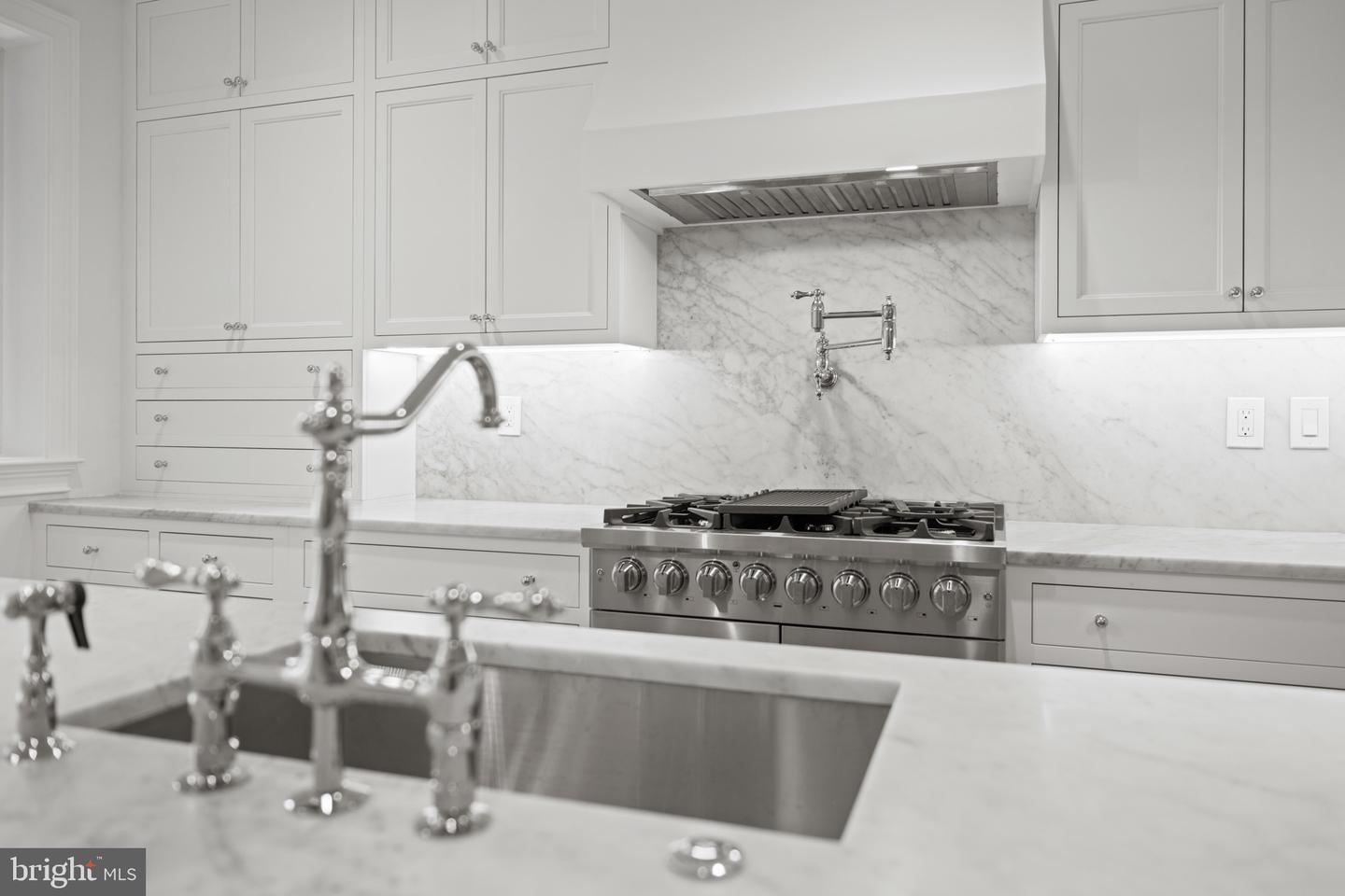 25 T ST NW, WASHINGTON, District Of Columbia 20010, 4 Bedrooms Bedrooms, ,3 BathroomsBathrooms,Residential,For sale,25 T ST NW,DCDC2232742 MLS # DCDC2232742