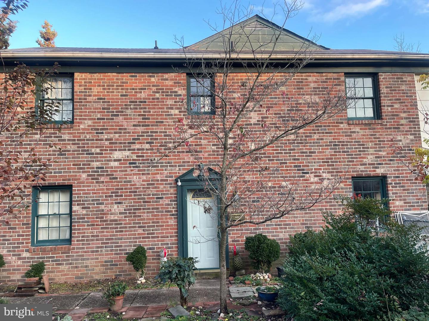 727 OLDE GREENWICH CIR, FREDERICKSBURG, Virginia 22408, 3 Bedrooms Bedrooms, ,1 BathroomBathrooms,Residential,For sale,727 OLDE GREENWICH CIR,VASP2037716 MLS # VASP2037716