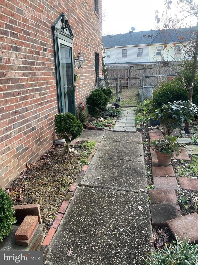 727 OLDE GREENWICH CIR, FREDERICKSBURG, Virginia 22408, 3 Bedrooms Bedrooms, ,1 BathroomBathrooms,Residential,For sale,727 OLDE GREENWICH CIR,VASP2037716 MLS # VASP2037716