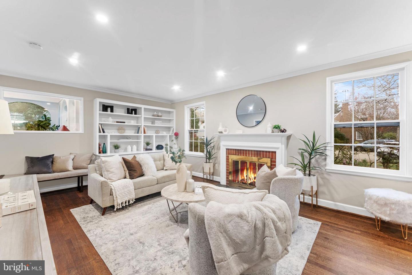 5431 41ST NW, WASHINGTON, District Of Columbia 20015, 4 Bedrooms Bedrooms, ,4 BathroomsBathrooms,Residential,For sale,5431 41ST NW,DCDC2232762 MLS # DCDC2232762