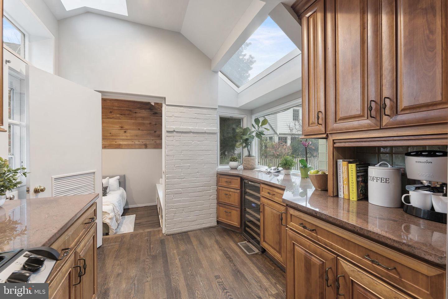 5431 41ST NW, WASHINGTON, District Of Columbia 20015, 4 Bedrooms Bedrooms, ,4 BathroomsBathrooms,Residential,For sale,5431 41ST NW,DCDC2232762 MLS # DCDC2232762