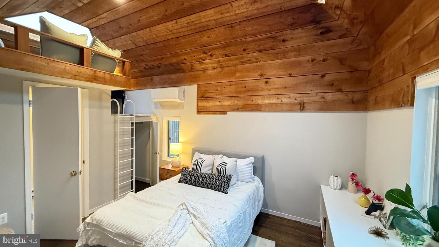 5431 41ST NW, WASHINGTON, District Of Columbia 20015, 4 Bedrooms Bedrooms, ,4 BathroomsBathrooms,Residential,For sale,5431 41ST NW,DCDC2232762 MLS # DCDC2232762