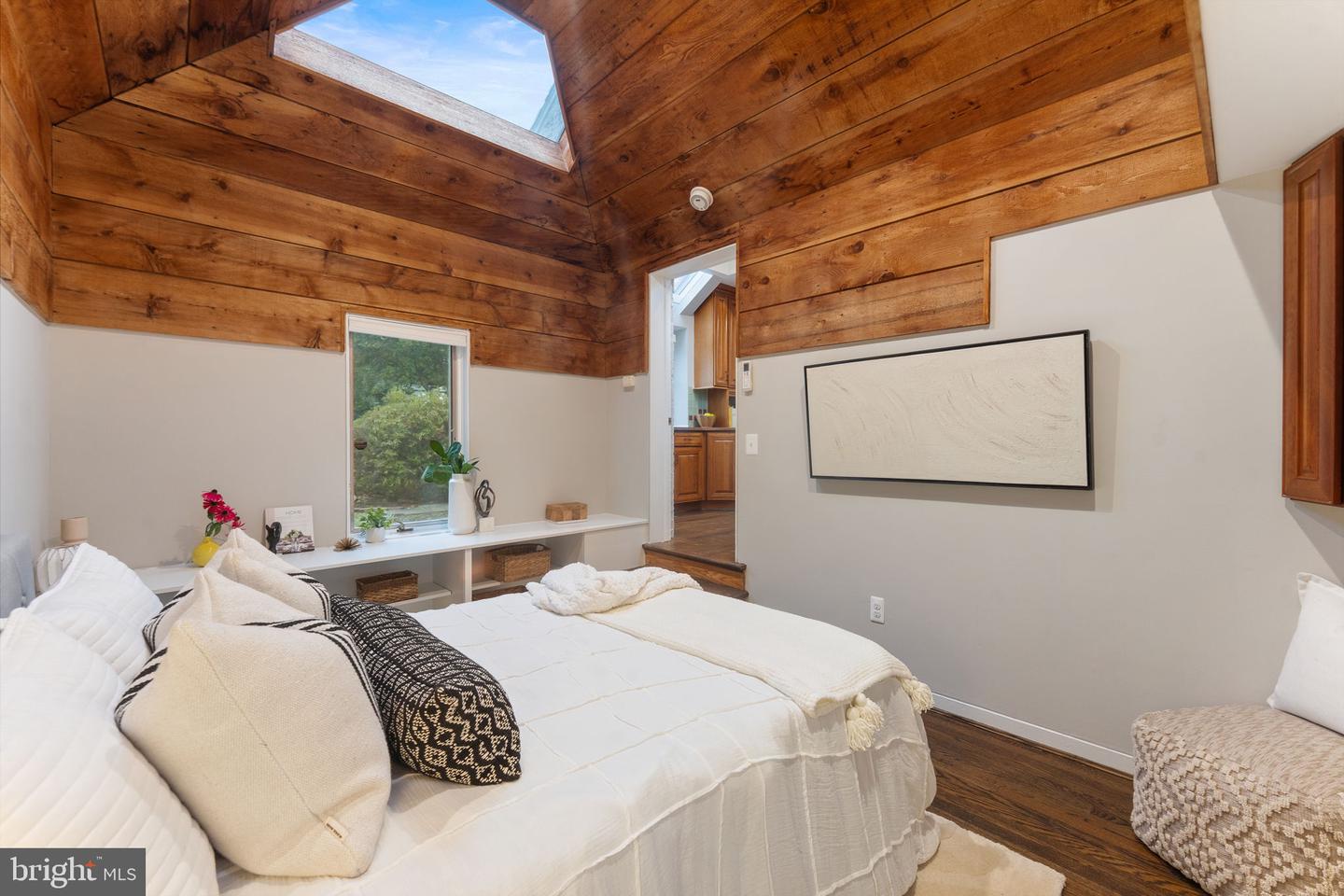 5431 41ST NW, WASHINGTON, District Of Columbia 20015, 4 Bedrooms Bedrooms, ,4 BathroomsBathrooms,Residential,For sale,5431 41ST NW,DCDC2232762 MLS # DCDC2232762