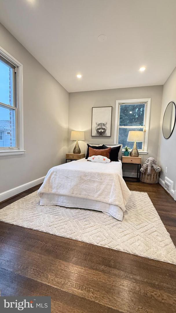 5431 41ST NW, WASHINGTON, District Of Columbia 20015, 4 Bedrooms Bedrooms, ,4 BathroomsBathrooms,Residential,For sale,5431 41ST NW,DCDC2232762 MLS # DCDC2232762