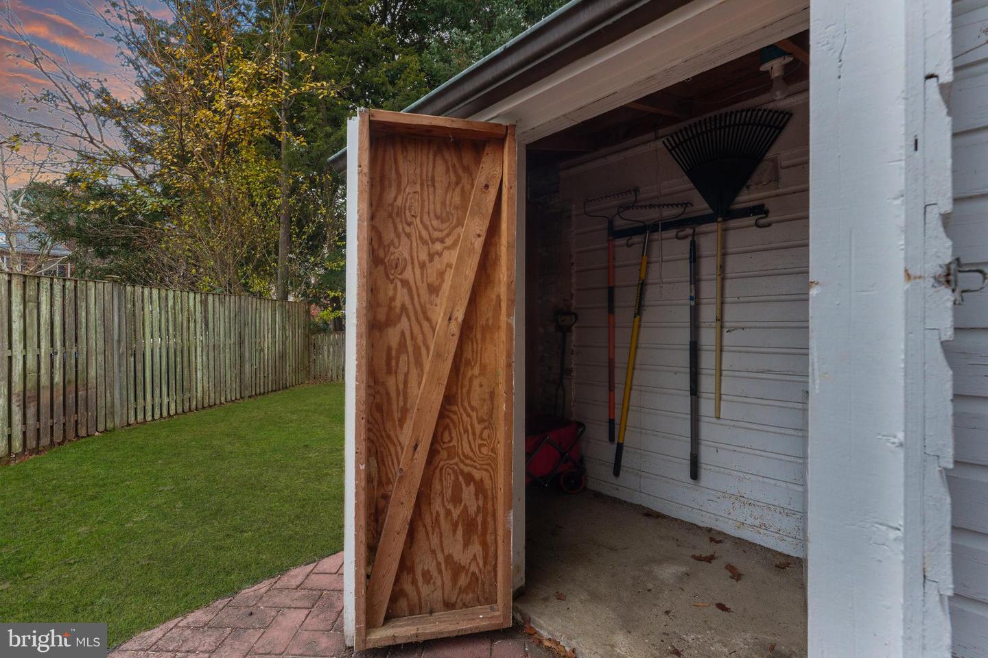 5431 41ST NW, WASHINGTON, District Of Columbia 20015, 4 Bedrooms Bedrooms, ,4 BathroomsBathrooms,Residential,For sale,5431 41ST NW,DCDC2232762 MLS # DCDC2232762