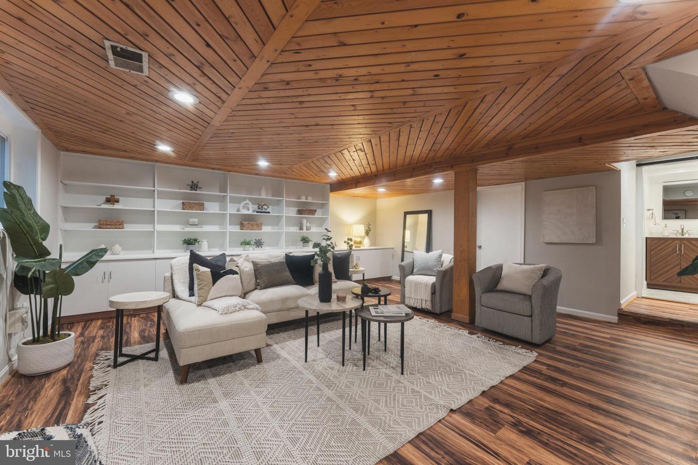 5431 41ST NW, WASHINGTON, District Of Columbia 20015, 4 Bedrooms Bedrooms, ,4 BathroomsBathrooms,Residential,For sale,5431 41ST NW,DCDC2232762 MLS # DCDC2232762