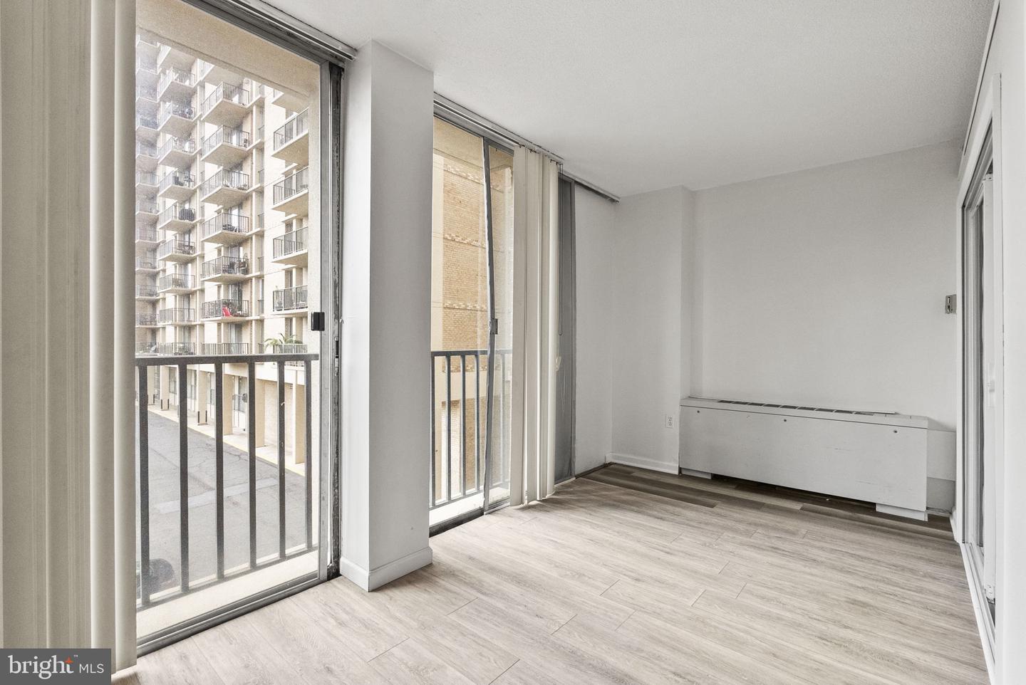 4600 S FOUR MILE RUN DR S #139, ARLINGTON, Virginia 22204, 1 Bedroom Bedrooms, ,1 BathroomBathrooms,Residential,For sale,4600 S FOUR MILE RUN DR S #139,VAAR2066362 MLS # VAAR2066362