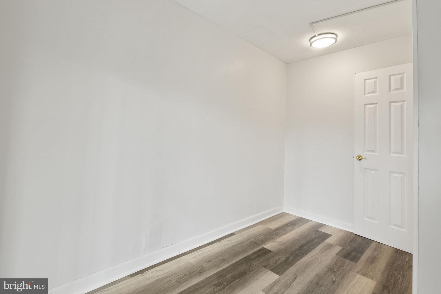 4600 S FOUR MILE RUN DR S #139, ARLINGTON, Virginia 22204, 1 Bedroom Bedrooms, ,1 BathroomBathrooms,Residential,For sale,4600 S FOUR MILE RUN DR S #139,VAAR2066362 MLS # VAAR2066362