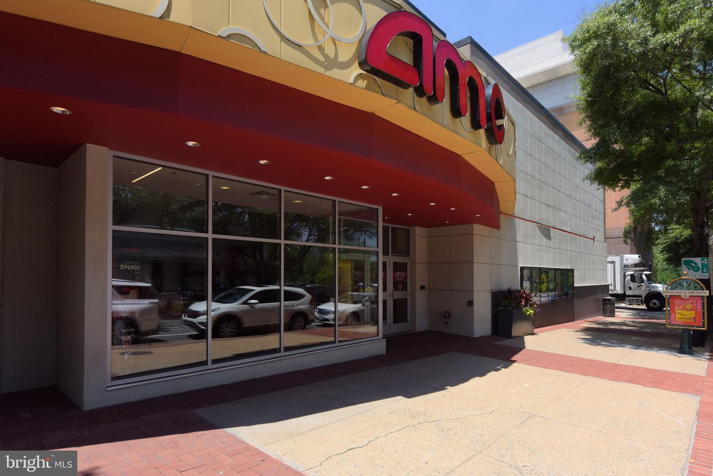 4600 S FOUR MILE RUN DR S #139, ARLINGTON, Virginia 22204, 1 Bedroom Bedrooms, ,1 BathroomBathrooms,Residential,For sale,4600 S FOUR MILE RUN DR S #139,VAAR2066362 MLS # VAAR2066362